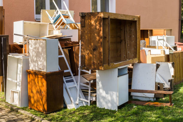 Moving and Downsizing Cleanouts in West Canton, NC